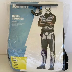 Spirit Halloween (XL) Adult Fornite Skull Tropper Costume